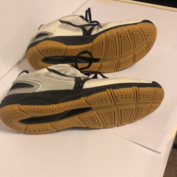 Mizuno Wave Supersonic Womens Sz 9 volleyball shoes - in good condition! - Picture 2 of 3